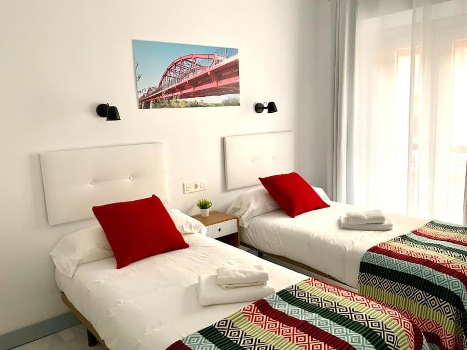 My Home In Triana, Luminoso Y Acogedor Apartamento Séville Extérieur photo